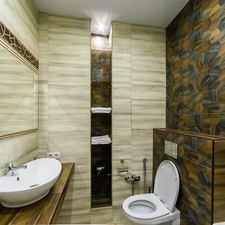 Premium Klimt On Picasso Boulevard Apartment