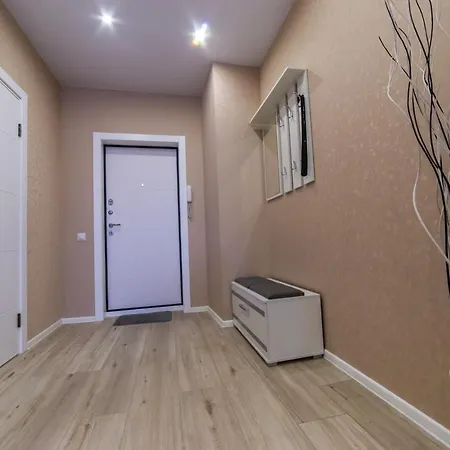Premium Klimt On Picasso Boulevard Apartment